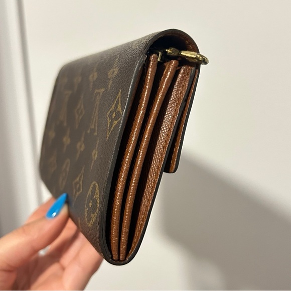 Louis Vuitton Sarah Wallet - Picture 4 of 10